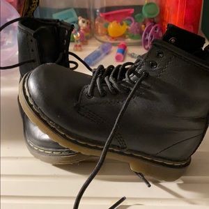 Boot/ worn few times / good condition